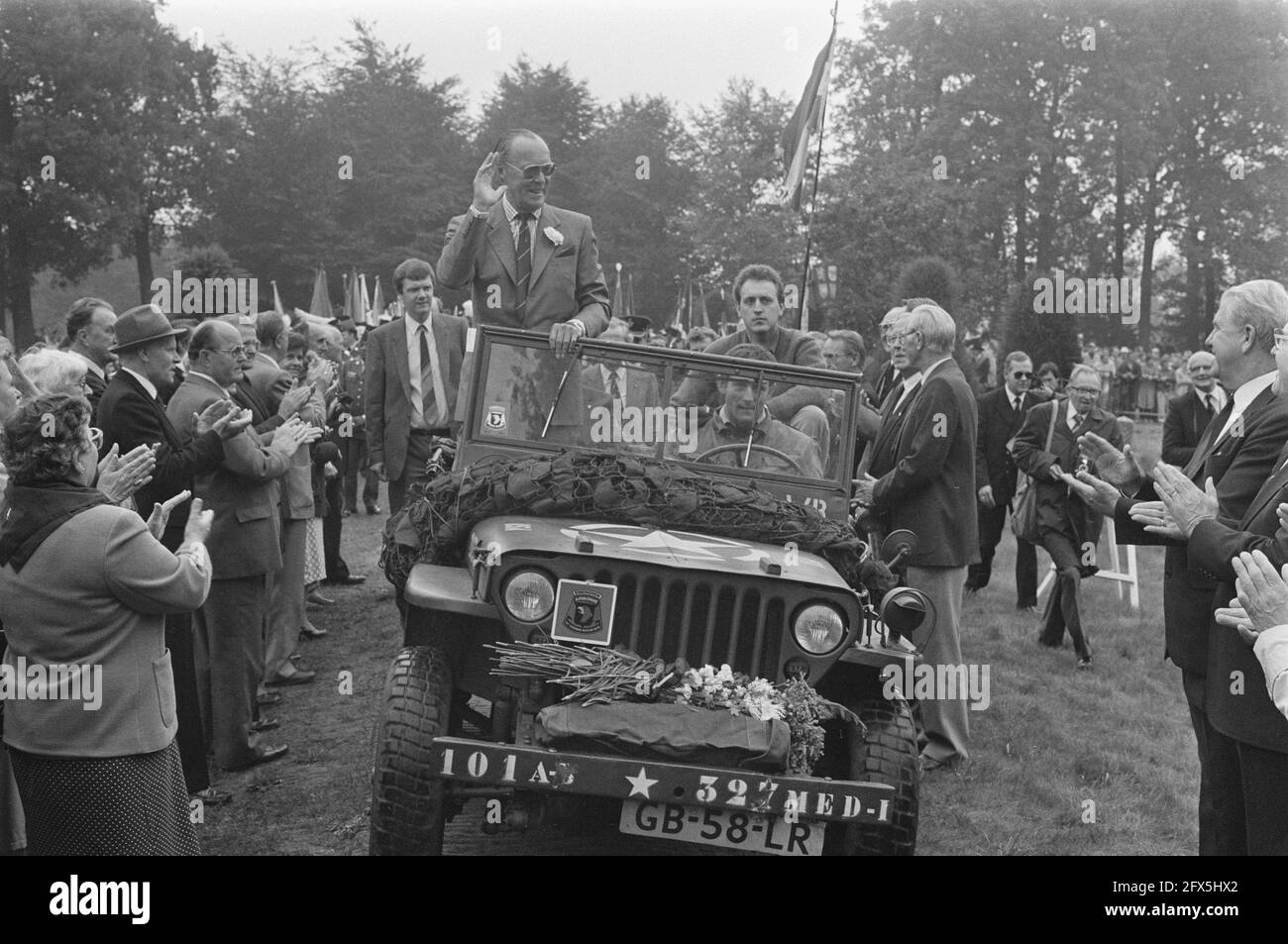 Prince Bernhard attends the meeting on the occasion of the 40th anniversary of the liberation in Heeswijk-Dinter, September 19, 1984, jeeps, veterans, The Netherlands, 20th century press agency photo, news to remember, documentary, historic photography 1945-1990, visual stories, human history of the Twentieth Century, capturing moments in time Stock Photo