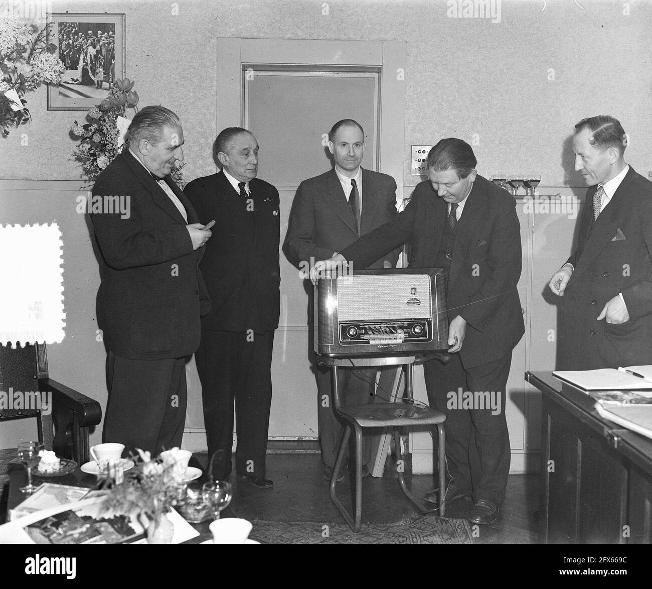 Elfers director internationale clichefabrieken pax holland nv 6 hires