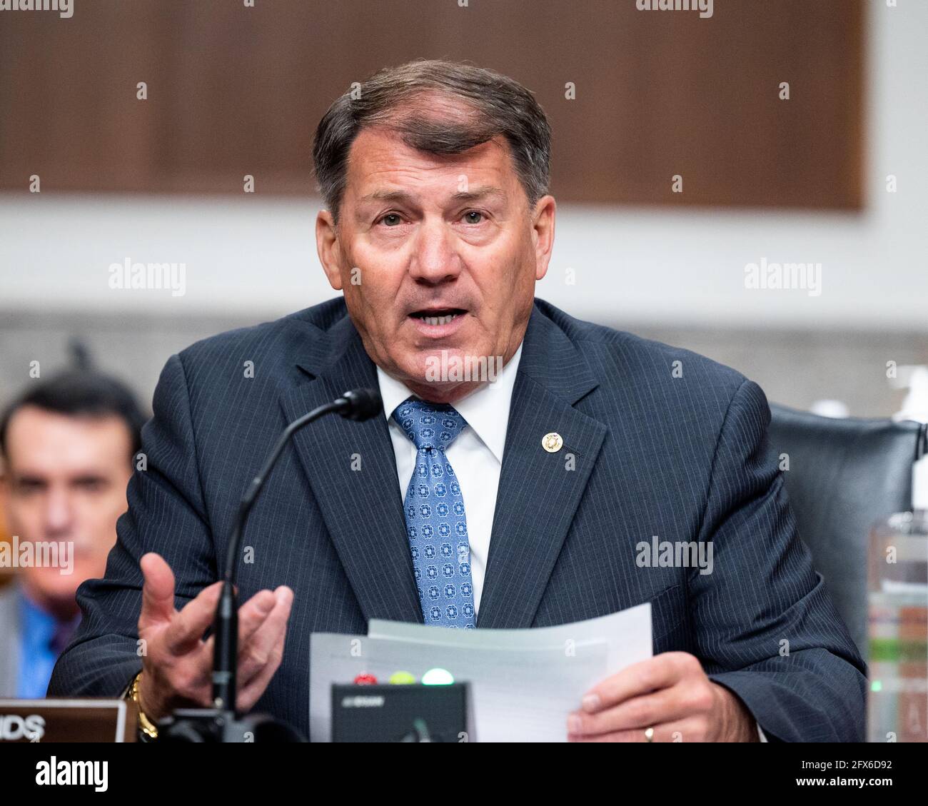 Michael Rounds Mike rounds hi-res stock photography and images - Alamy