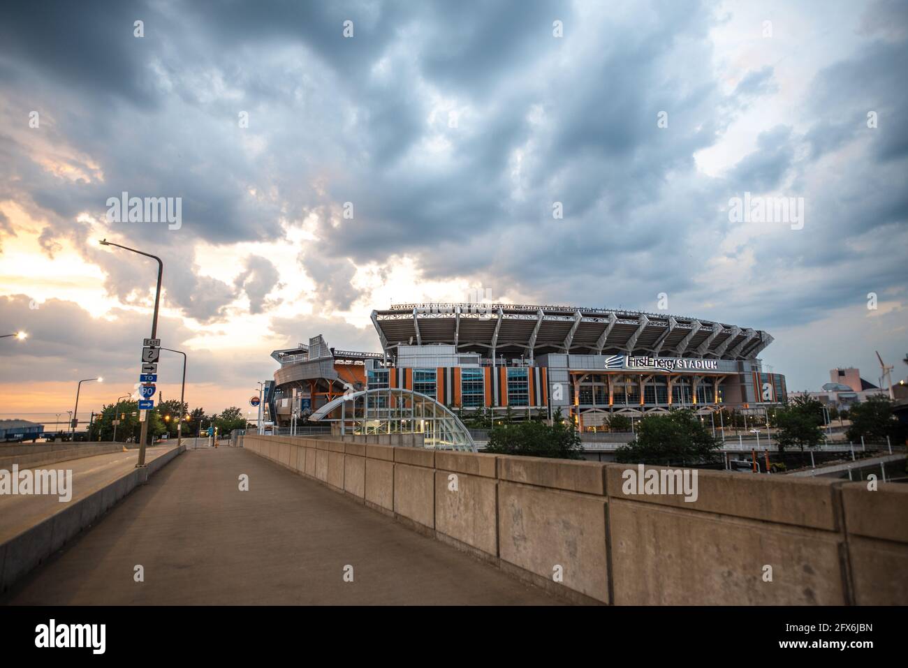 170 Cleveland Browns Stadium Images, Stock Photos & Vectors