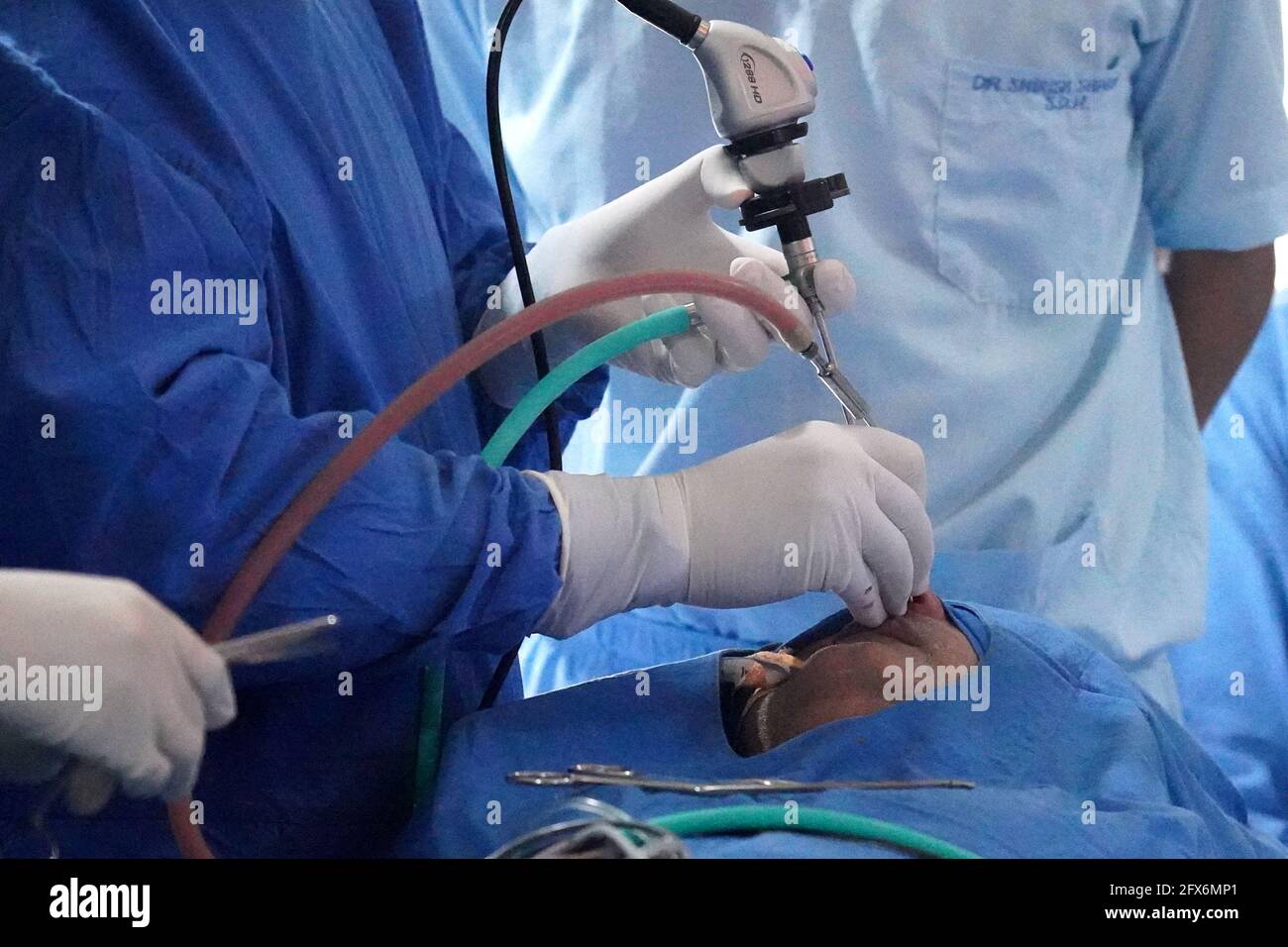Page 3 Surgery India High Resolution Stock Photography And Images Alamy
