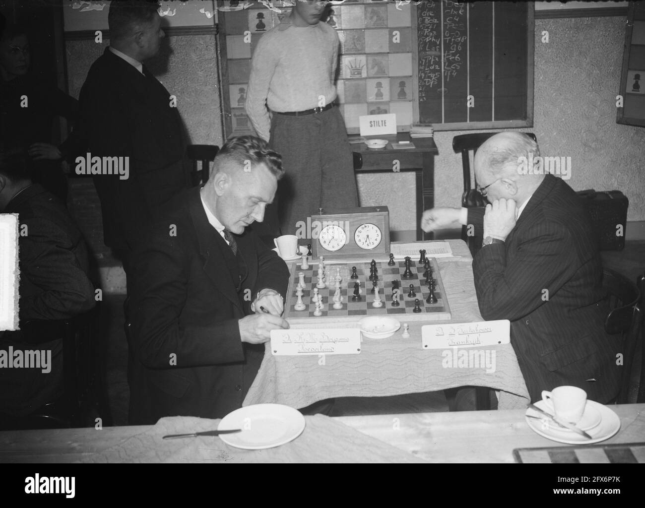 Alekhine hi-res stock photography and images - Alamy