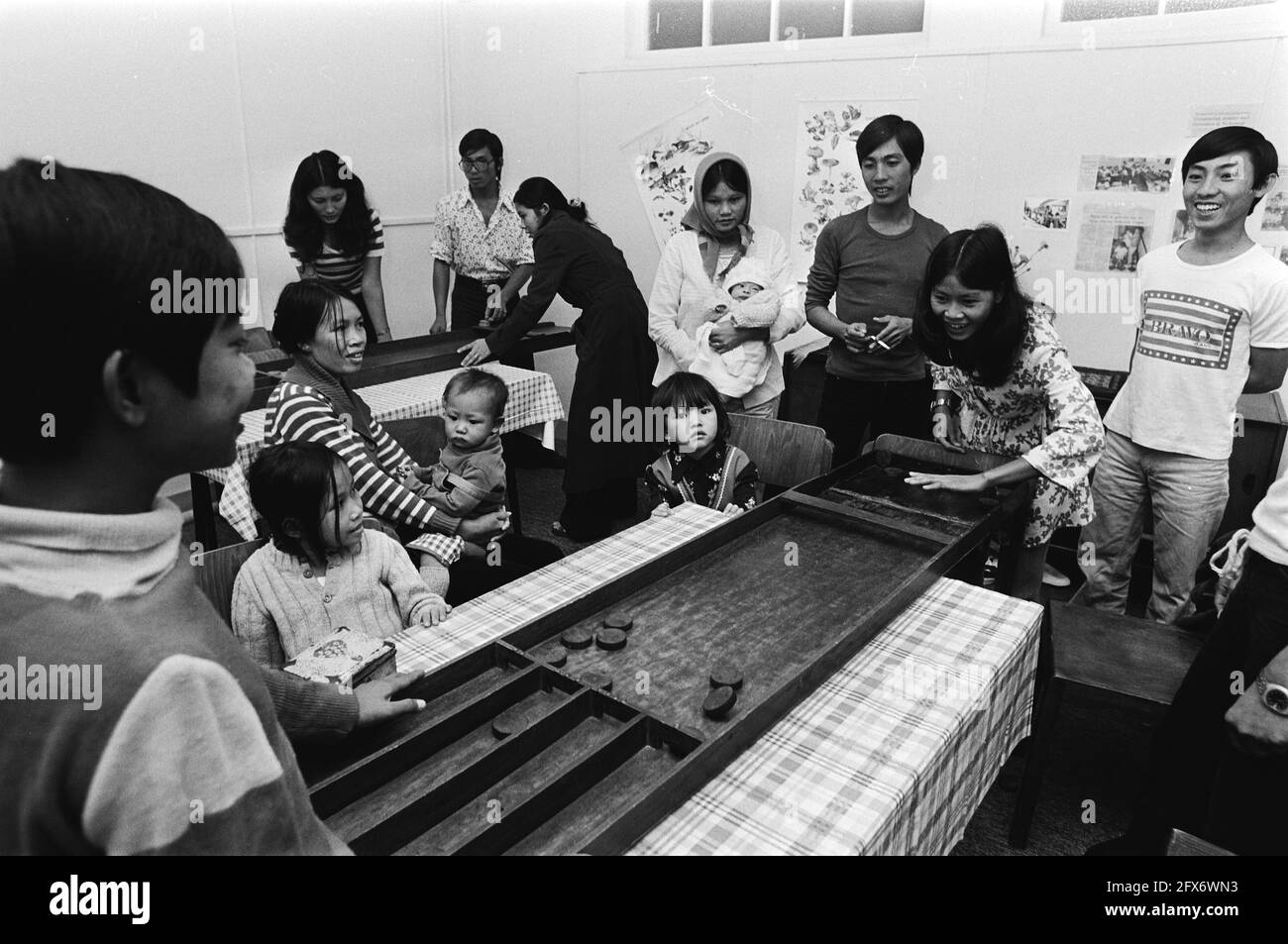 Behind the shuffleboard, July 2, 1979, boat refugees, board games, The Netherlands, 20th century press agency photo, news to remember, documentary, historic photography 1945-1990, visual stories, human history of the Twentieth Century, capturing moments in time Stock Photo