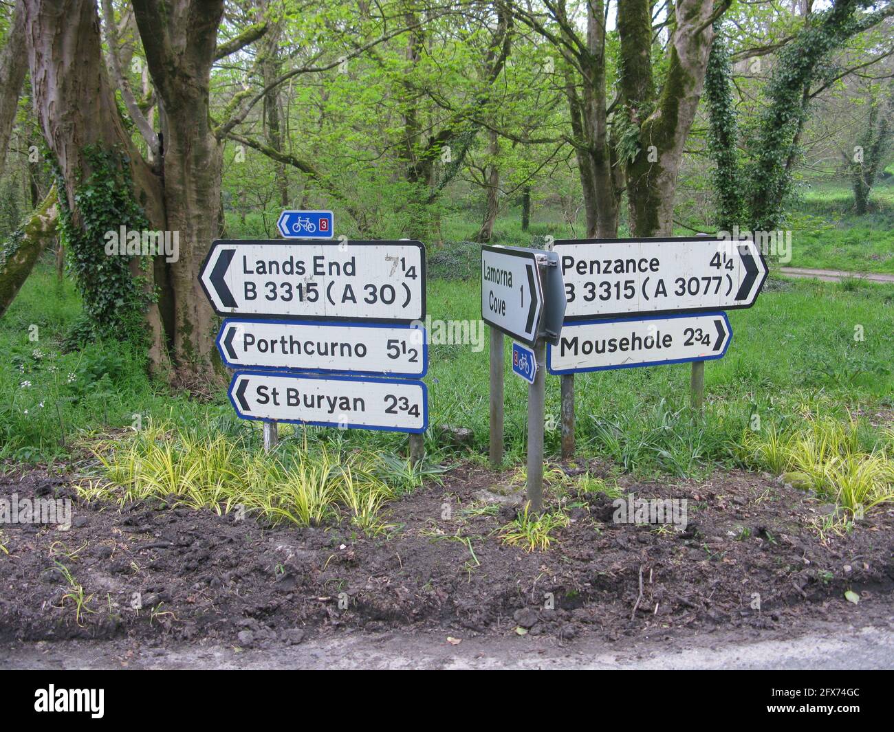 Lands end b3315 sign hi-res stock photography and images - Alamy