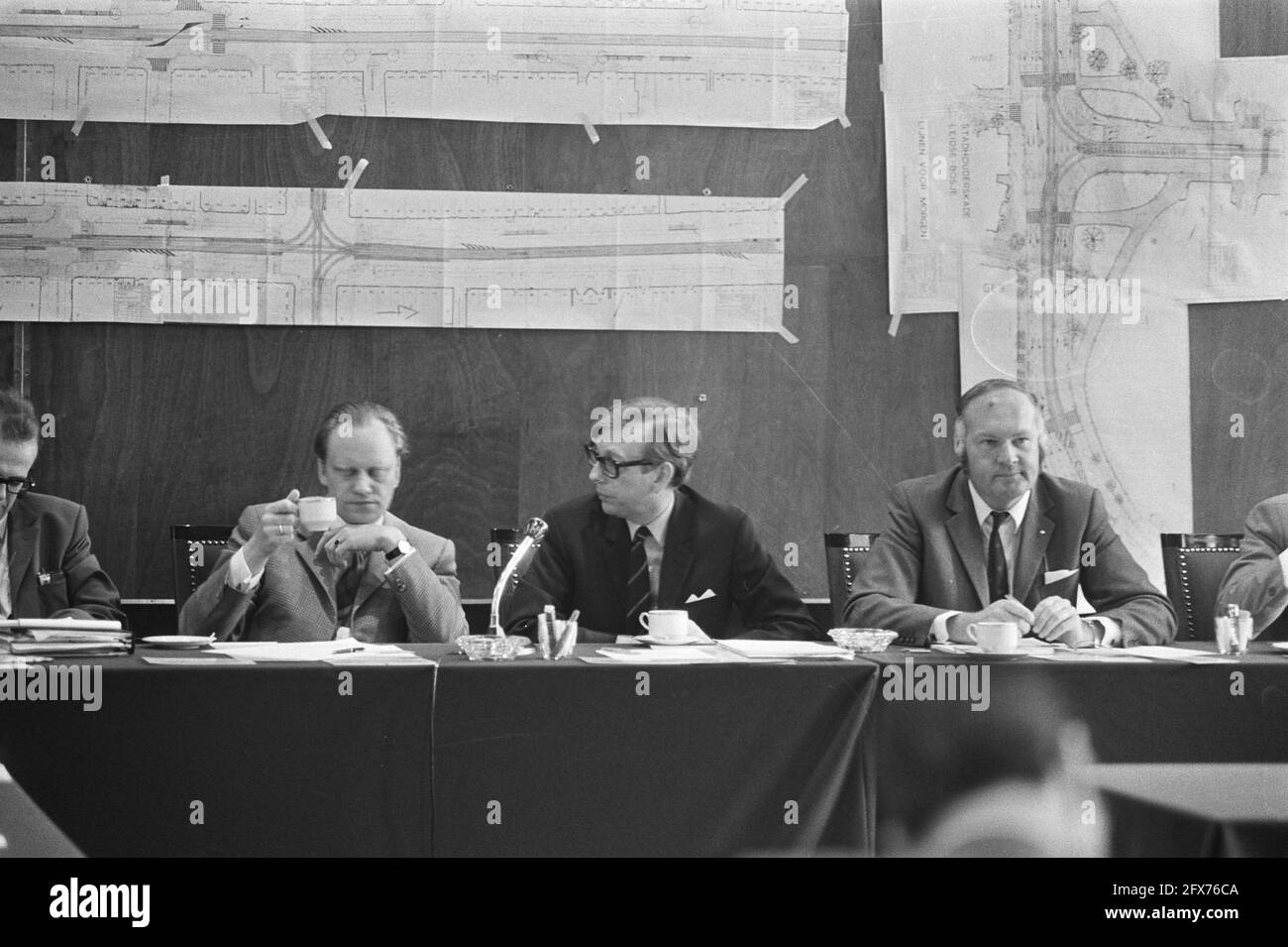 In the council chamber, in the middle alderman Brautigam, May 24, 1971, town halls, public transportation, press conferences, aldermen, The Netherlands, 20th century press agency photo, news to remember, documentary, historic photography 1945-1990, visual stories, human history of the Twentieth Century, capturing moments in time Stock Photo