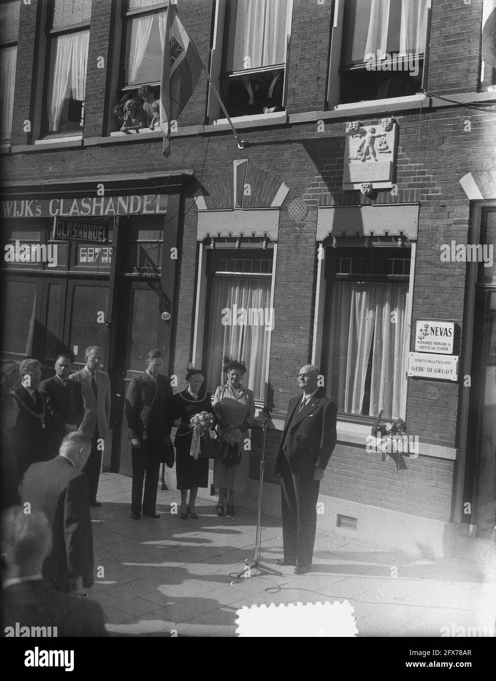 Page 2 I P A High Resolution Stock Photography And Images Alamy