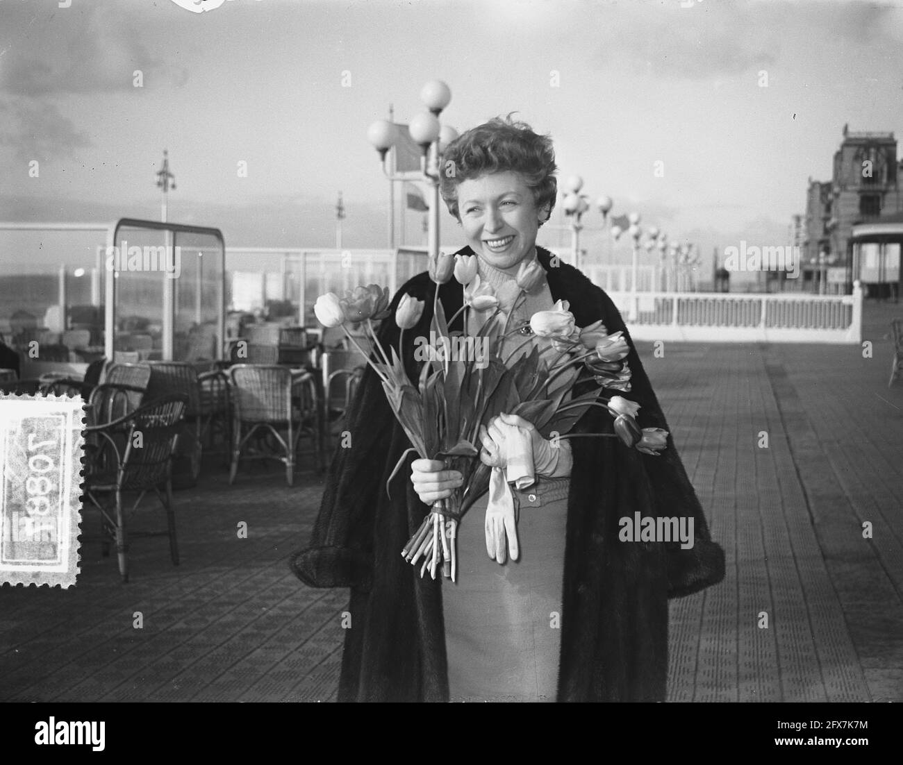 Performance Patachou Kurhaus Scheveningen, April 21, 1955, Performance, The Netherlands, 20th century press agency photo, news to remember, documentary, historic photography 1945-1990, visual stories, human history of the Twentieth Century, capturing moments in time Stock Photo