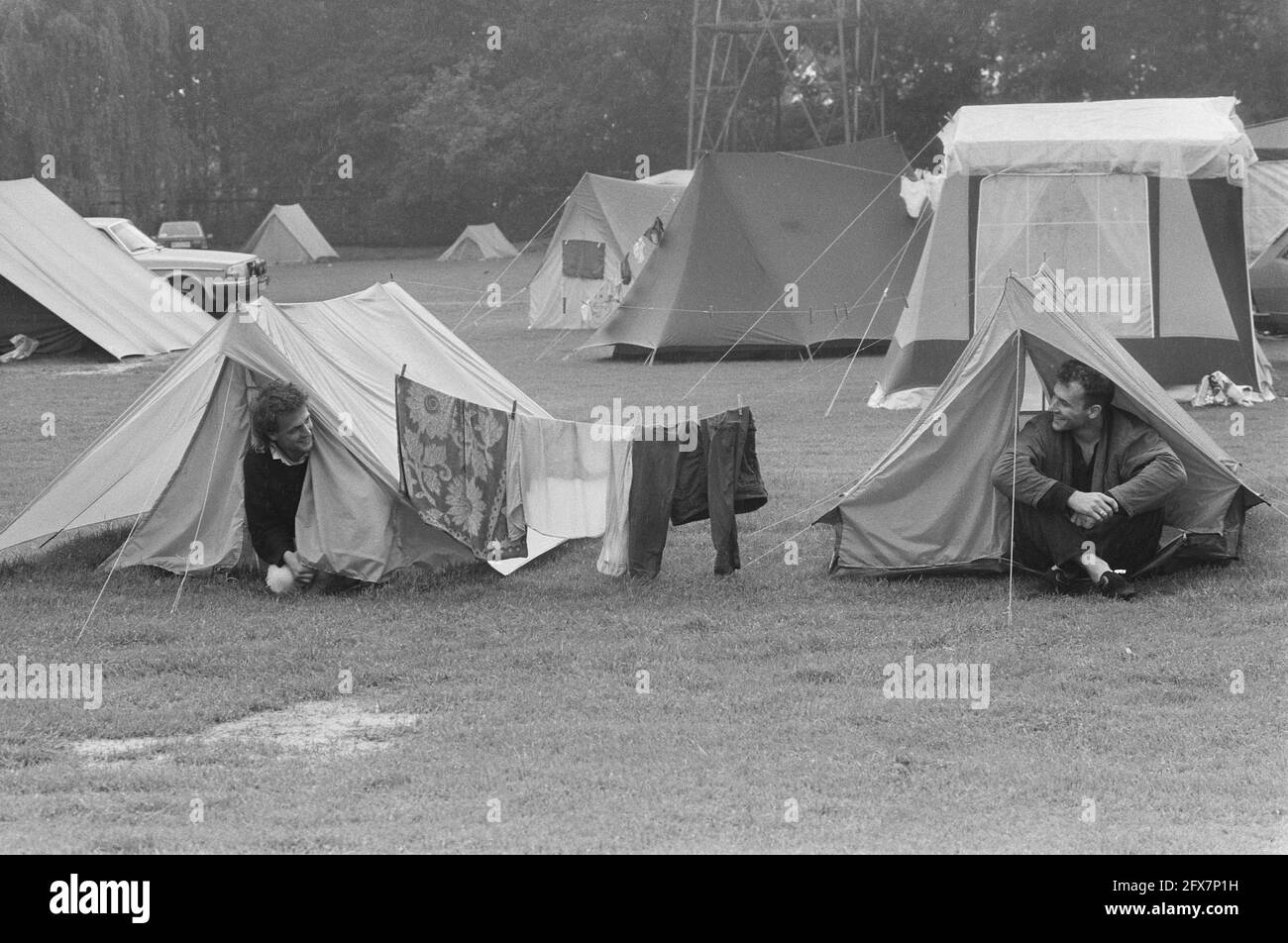 Camping in the rain in Amsterdam, July 23, 1987, KAMPEREN, REGEN, The  Netherlands, 20th century press agency photo, news to remember,  documentary, historic photography 1945-1990, visual stories, human history  of the Twentieth