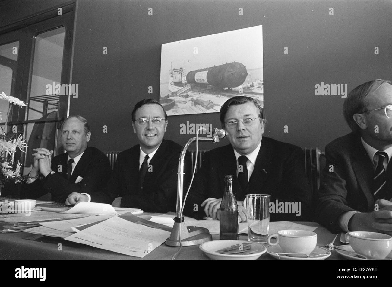 Shareholders' meeting at Holland America Line in Rotterdam; from left to right A. M. Lels, N. van de Vorm and prof. dr. C. F. Karsten, October 31, 1974, meetings, chairmen, The Netherlands, 20th century press agency photo, news to remember, documentary, historic photography 1945-1990, visual stories, human history of the Twentieth Century, capturing moments in time Stock Photo