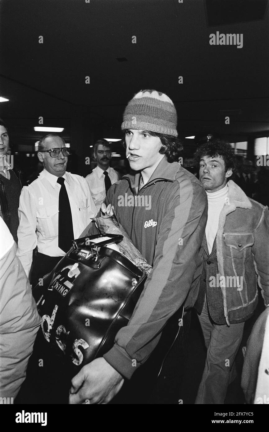 Arrival Dutch Olympic Speed Skating Team at Schiphol Lake Placid with also Eric Heiden, Eric Heiden, February 26, 1980, arrivals, skaters, The Netherlands, 20th century press agency photo, news to remember, documentary, historic photography 1945-1990, visual stories, human history of the Twentieth Century, capturing moments in time Stock Photo