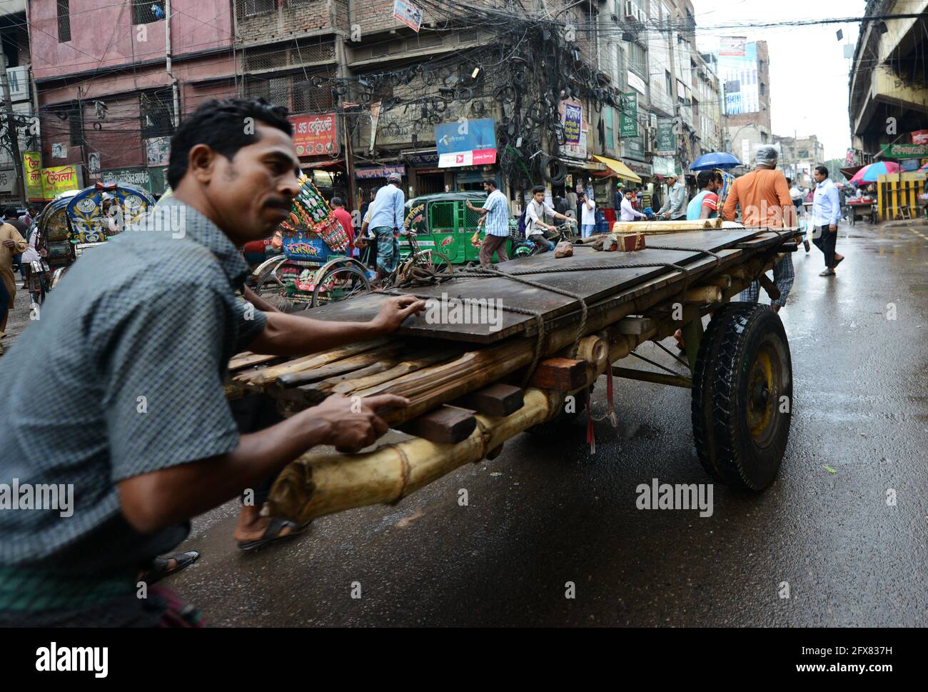 The vibrant markets in the Chawk Bazar in Dhaka, Bangladesh Stock Photo Alamy The vibrant markets in the Chawk Bazar in Dhaka, Bangladesh Stock Photo Alamy