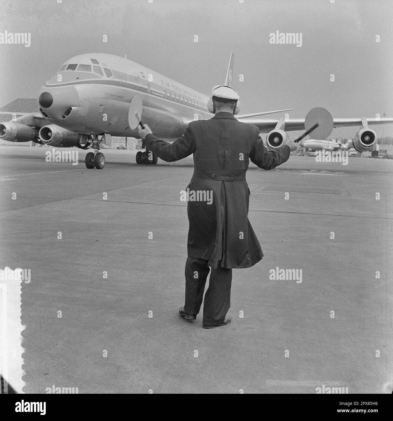 Anti noise dampers hires stock photography and images Alamy