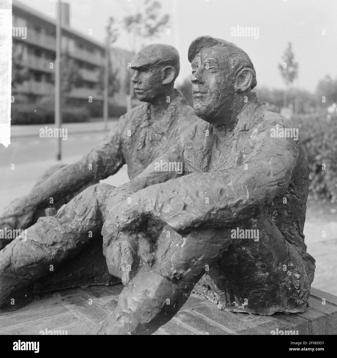 Statuette of Bayens, labouring workers, October 12, 1964, ARBEIDERS, sculptures, The Netherlands, 20th century press agency photo, news to remember, documentary, historic photography 1945-1990, visual stories, human history of the Twentieth Century, capturing moments in time Stock Photo