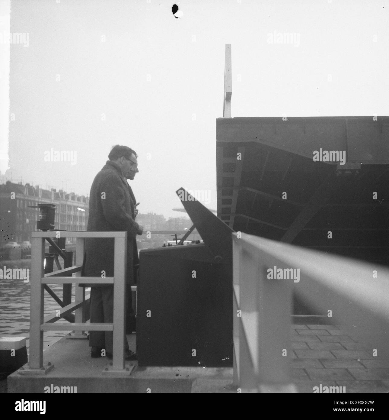 Famous journalists four bridges put into use, here journalist drs. H. Glimmerveen at the Van Noordt Bridge, December 1, 1964, BRUGGES, JOURNALISTS, The Netherlands, 20th century press agency photo, news to remember, documentary, historic photography 1945-1990, visual stories, human history of the Twentieth Century, capturing moments in time Stock Photo