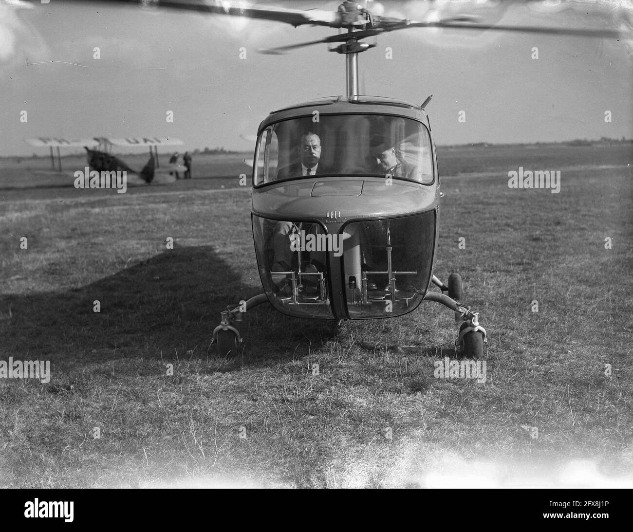 Bell Helicoptere, October 1, 1947, helicopters, The Netherlands, 20th century press agency photo, news to remember, documentary, historic photography 1945-1990, visual stories, human history of the Twentieth Century, capturing moments in time Stock Photo