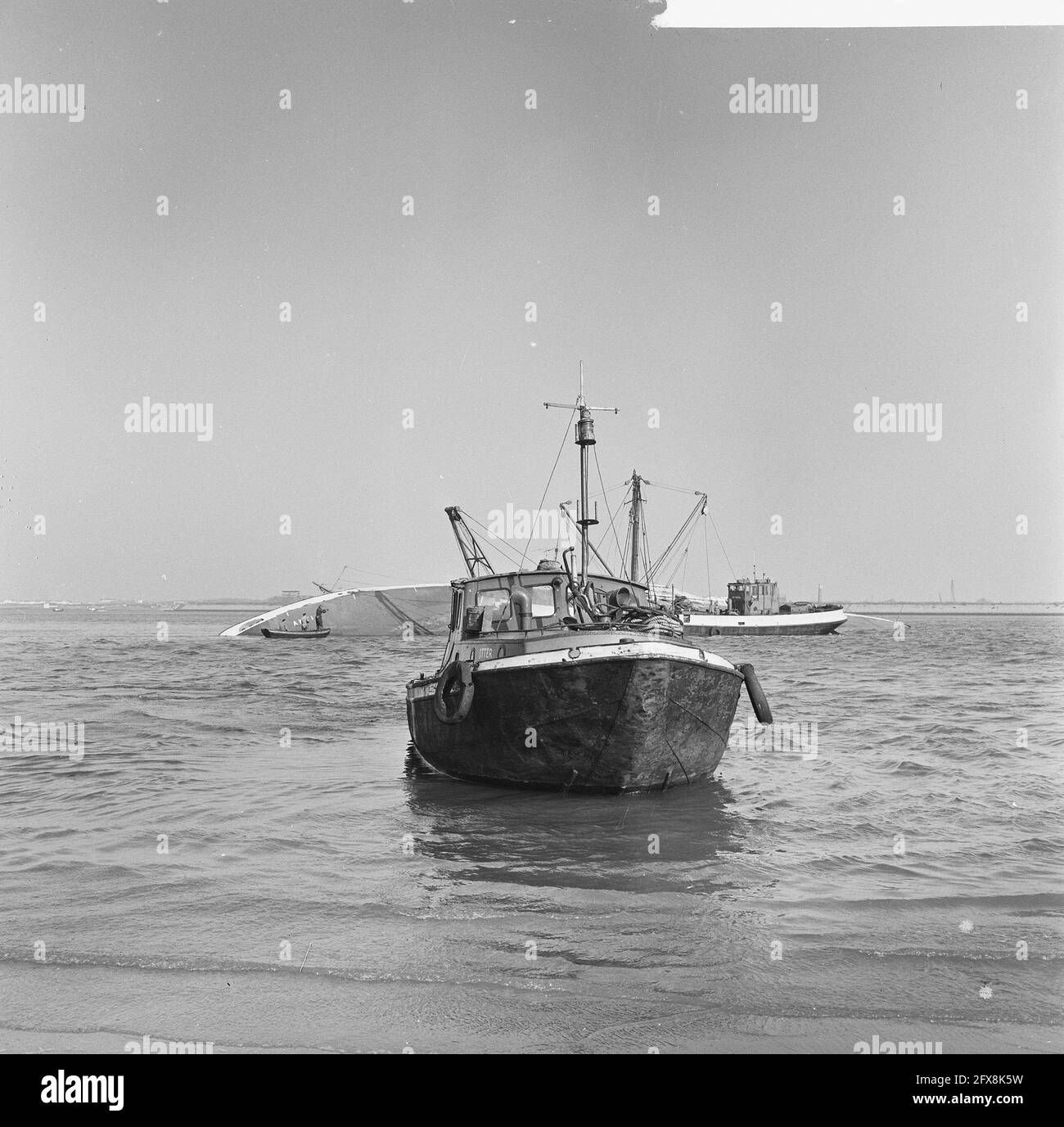 Salvage vessel hi-res stock photography and images - Alamy