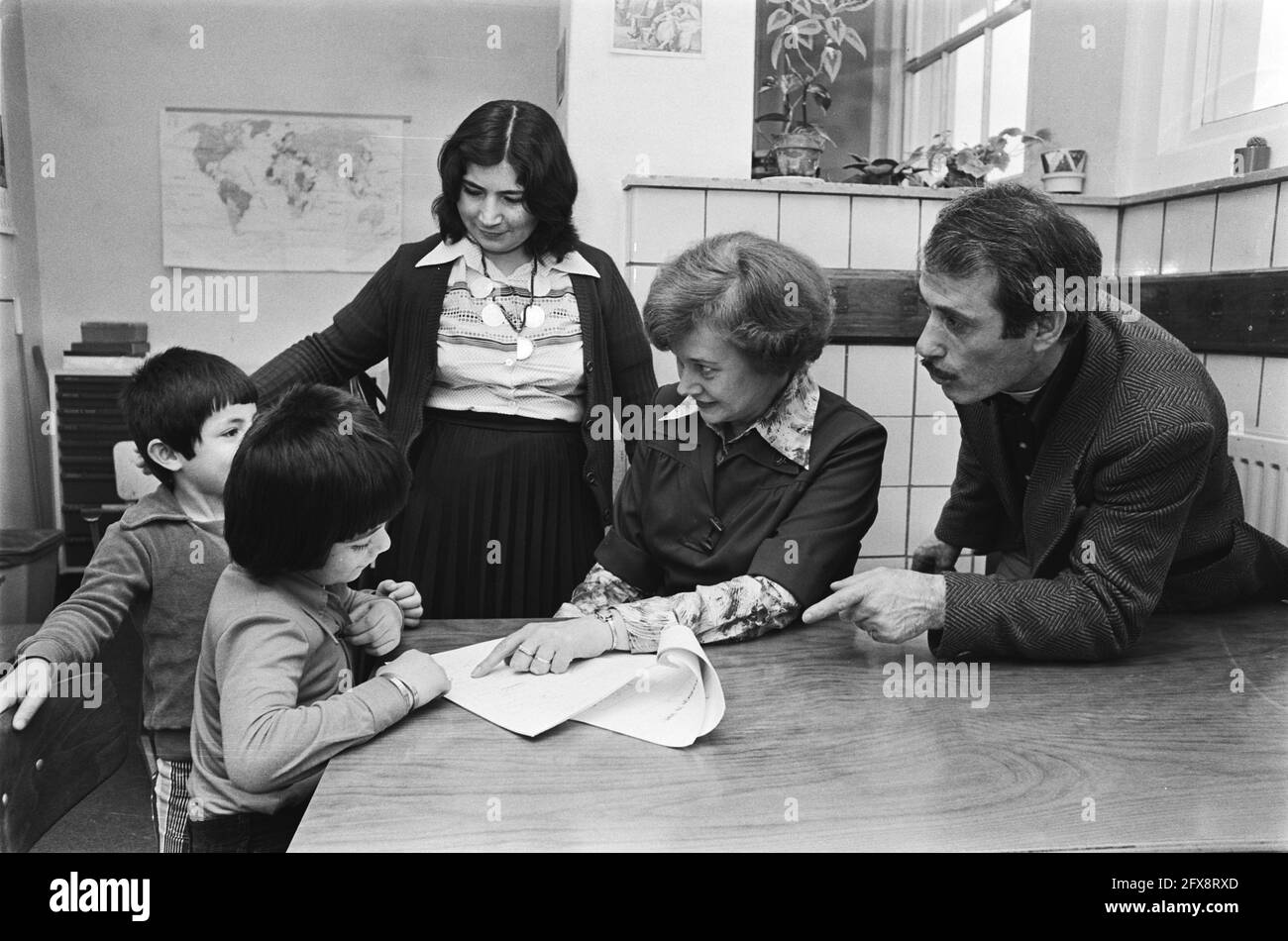 Visit of foreign couple to Maria School, assignment Ministry of Education and Science, March 18, 1978, The Netherlands, 20th century press agency photo, news to remember, documentary, historic photography 1945-1990, visual stories, human history of the Twentieth Century, capturing moments in time Stock Photo