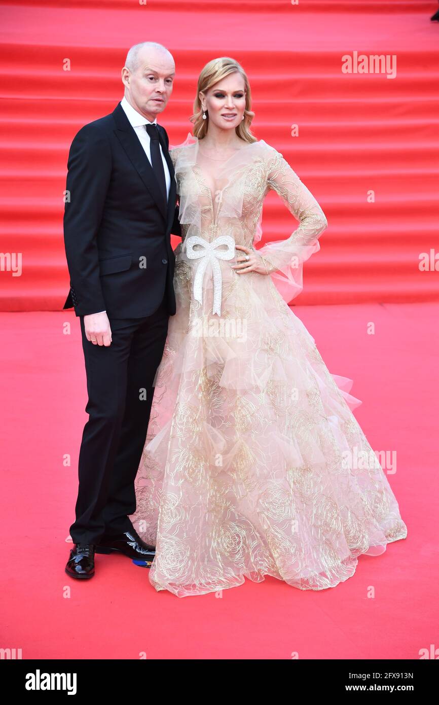 Paula Pattonning yalangoch fotosuratlari