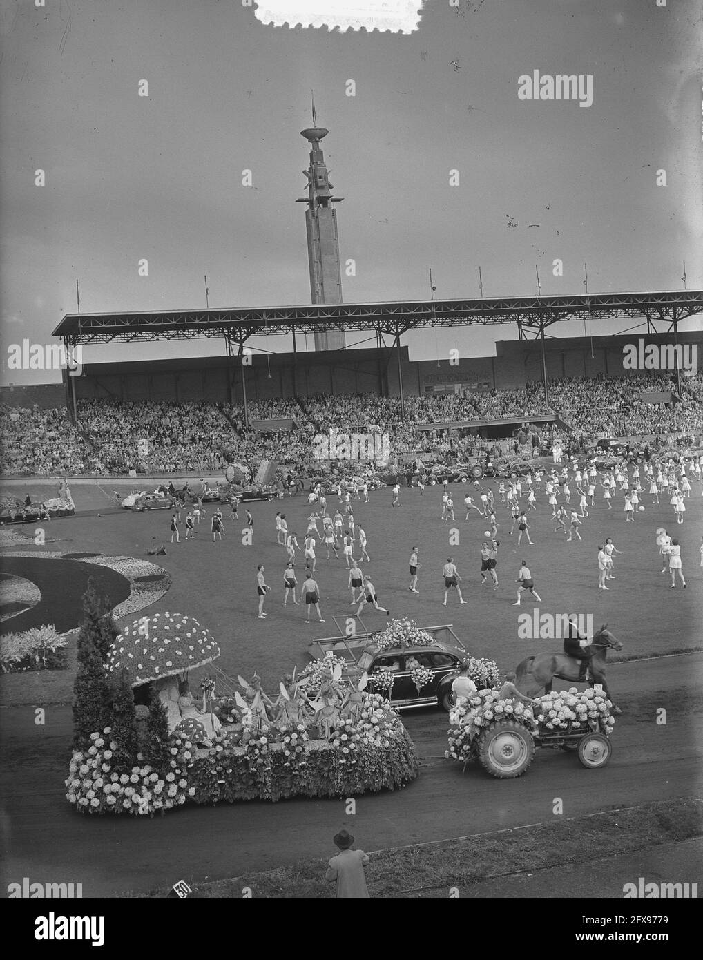 Bloemencorso Stadion Amsterdam, 6 September 1952, parades, stadiums, The Netherlands, 20th century press agency photo, news to remember, documentary, historic photography 1945-1990, visual stories, human history of the Twentieth Century, capturing moments in time Stock Photo
