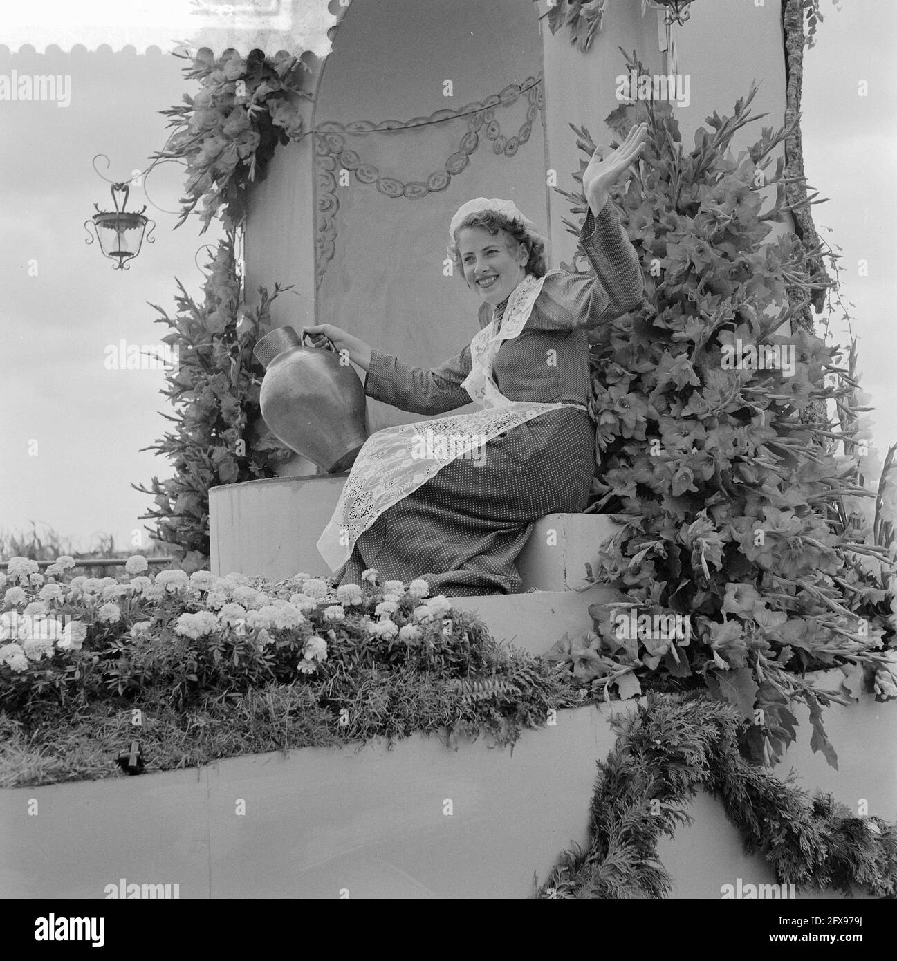 Flower parade at Rijnsburg, August 3, 1957, BLOEMENCORSO, The Netherlands, 20th century press agency photo, news to remember, documentary, historic photography 1945-1990, visual stories, human history of the Twentieth Century, capturing moments in time Stock Photo