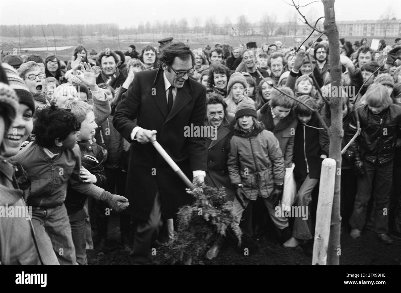 Alderman lammers plants first tree hires stock photography and images Alamy