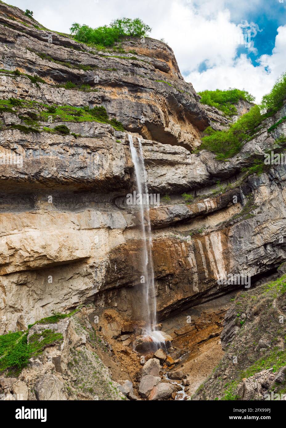 High cliff waterfall hi-res stock photography and images - Alamy