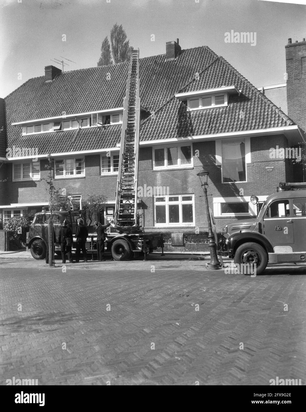 30 Truck Black And White Stock Photos Images Alamy