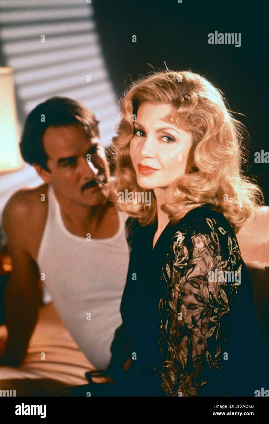 Los Angeles.CA.USA. John Terry and Victoria Principal in (C) Carroll Newman  Productions, Seduction: Three Tales From the Inner Sanctum by Victoria  Principal (TV) (1992) Director:Michael Ray Rhodes Writer:Barry Brown  Source: Henry Slesar (, image size:883x1390
