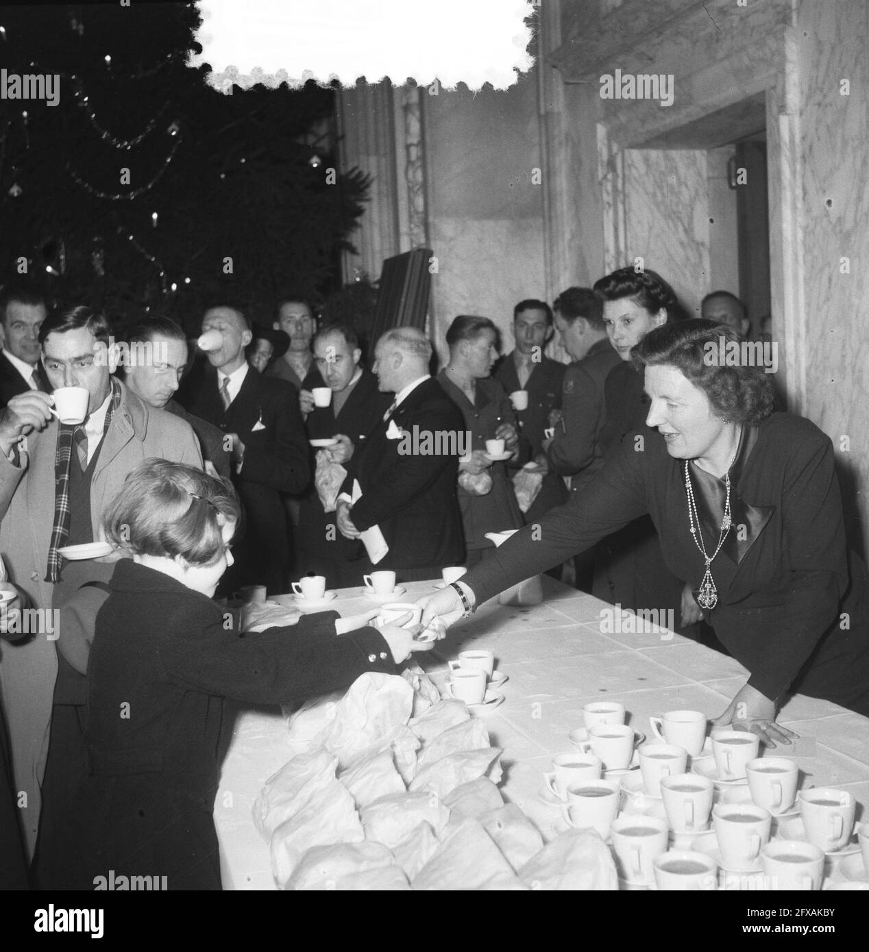 Christmas party Royal Palace Amsterdam, December 22, 1951, CHRISTFEST, Royal Palaces, The Netherlands, 20th century press agency photo, news to remember, documentary, historic photography 1945-1990, visual stories, human history of the Twentieth Century, capturing moments in time Stock Photo