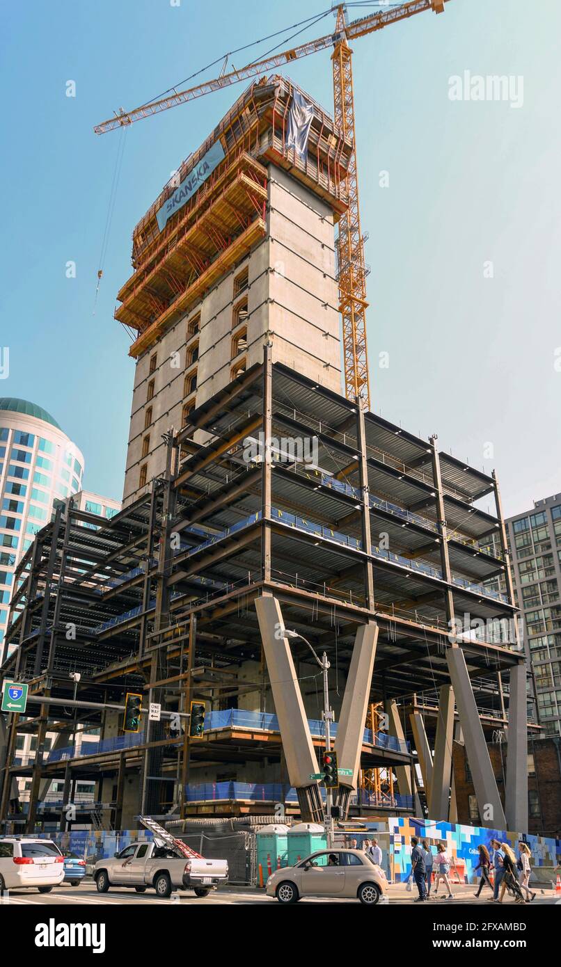 A frame tower crane hires stock photography and images Alamy