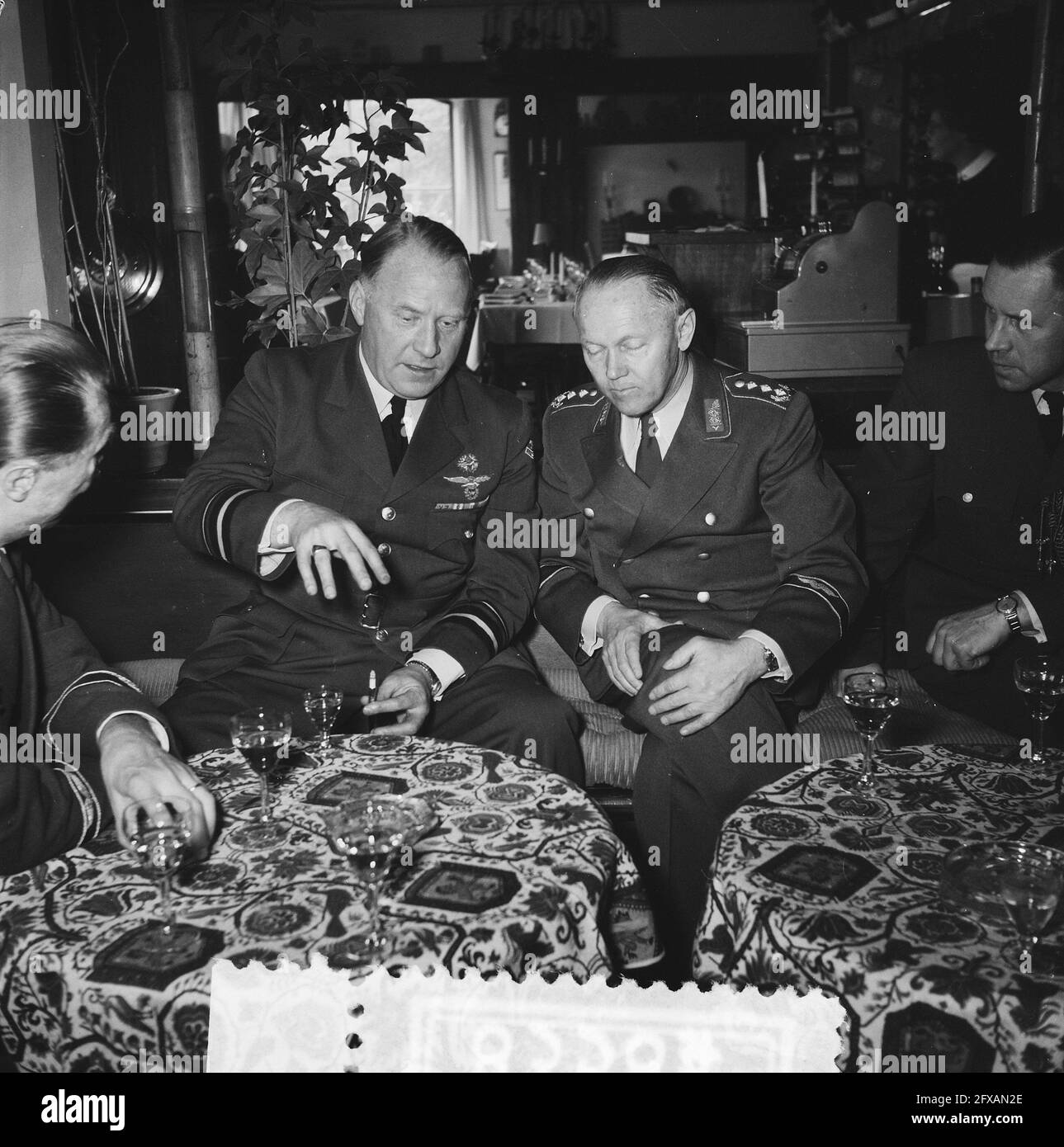 German Air Force General J. Kammhuber in our country (played an important role in the German night fighter units during World War II), February 27, 1957, generals, group portraits, air force, officers, second world war, The Netherlands, 20th century press agency photo, news to remember, documentary, historic photography 1945-1990, visual stories, human history of the Twentieth Century, capturing moments in time Stock Photo