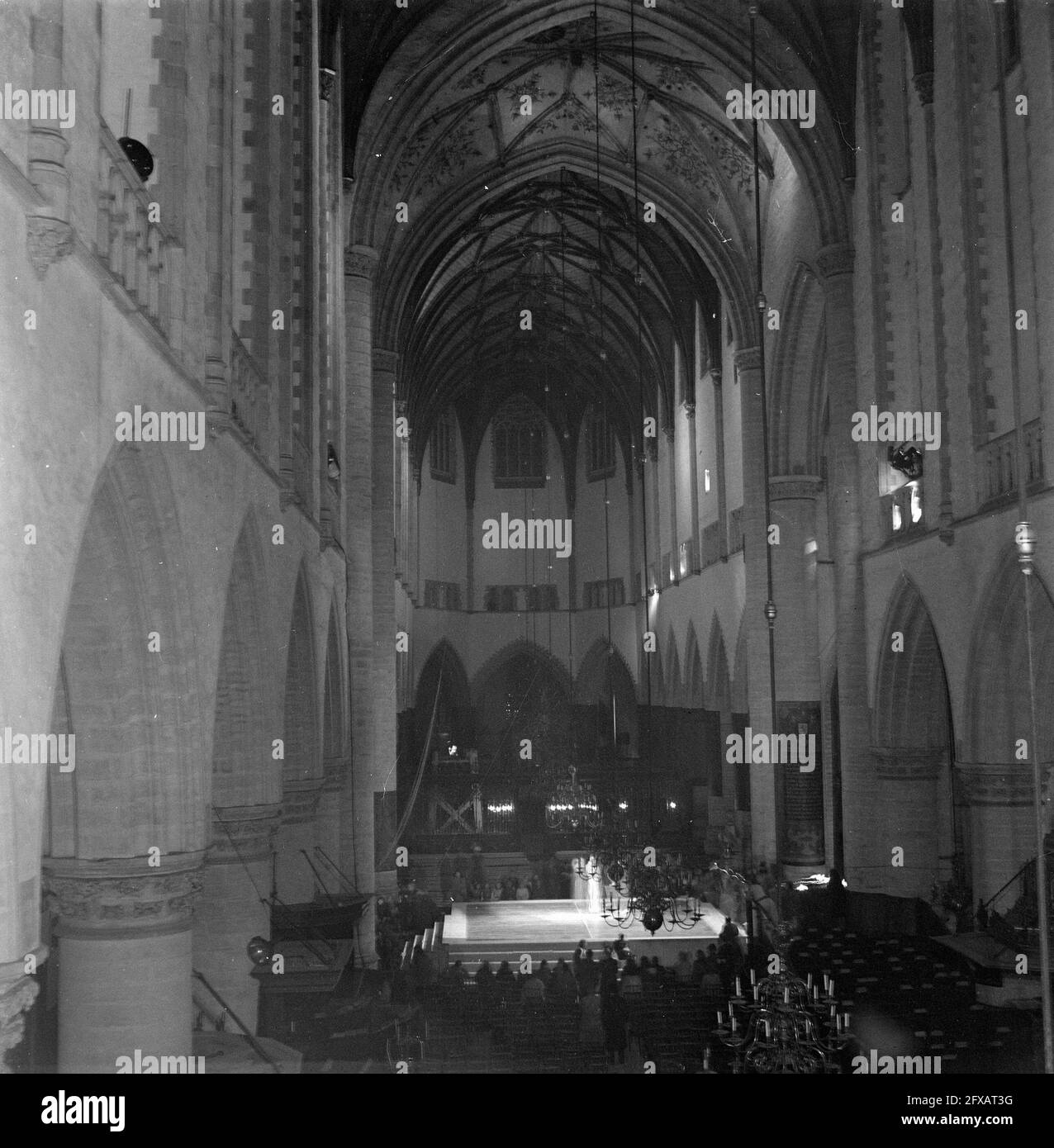 Christmas play in the Grote of St. Bavokerk in Haarlem, December 17, 1945, interiors, churches, The Netherlands, 20th century press agency photo, news to remember, documentary, historic photography 1945-1990, visual stories, human history of the Twentieth Century, capturing moments in time Stock Photo