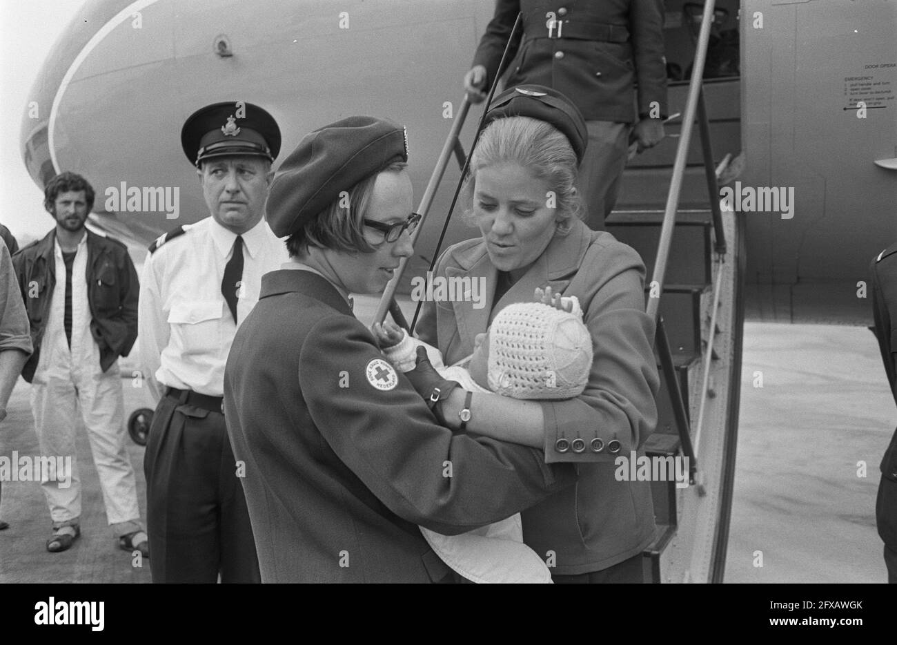 A flight attendant Black and White Stock Photos & Images - Alamy