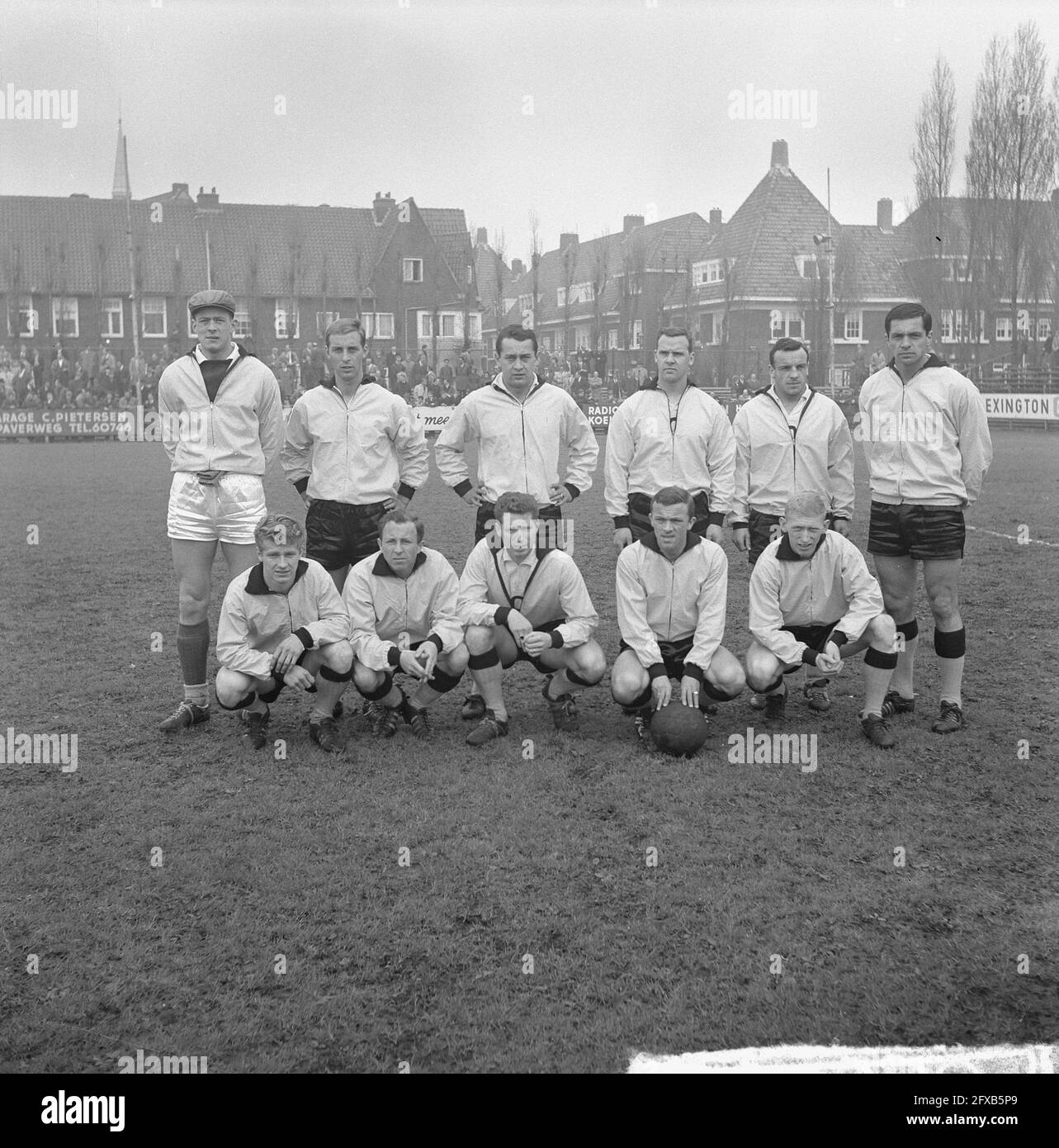 1963 football hires stock photography and images Alamy