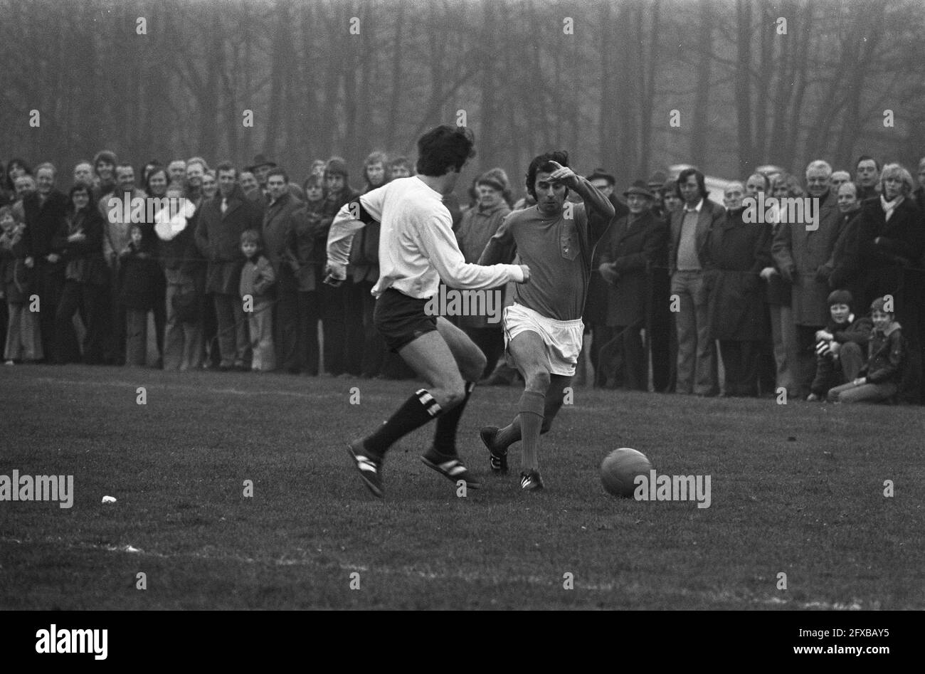 KHFC against Old Internationals, Coen Moulijn in action, January 1, 1973, sports, soccer, The Netherlands, 20th century press agency photo, news to remember, documentary, historic photography 1945-1990, visual stories, human history of the Twentieth Century, capturing moments in time Stock Photo