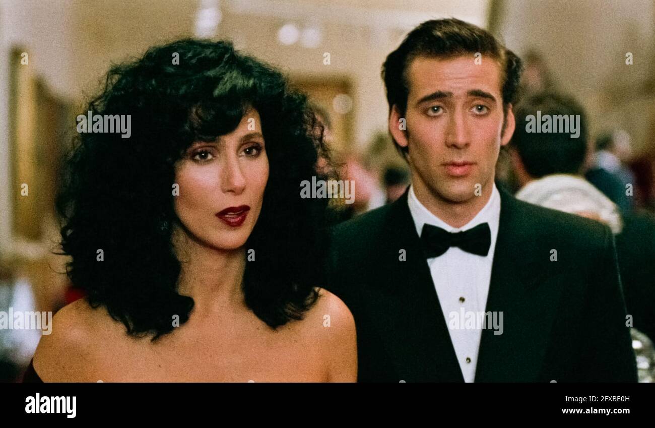 USA. Cher and Nicolas Cage in a scene from the (C)Metro-Goldwyn-Mayer ...