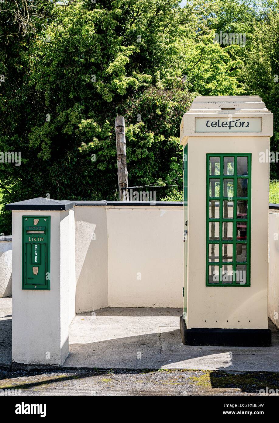 Old Phone Booth Ireland Stock Photo Alamy