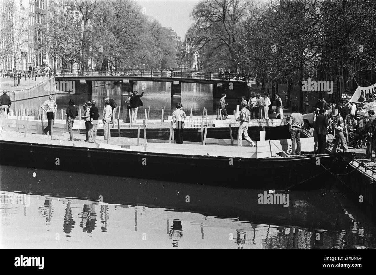 Boules for the canal cup on two deck barges in Keizersgracht, April 29, 1978, The Netherlands, 20th century press agency photo, news to remember, documentary, historic photography 1945-1990, visual stories, human history of the Twentieth Century, capturing moments in time Stock Photo