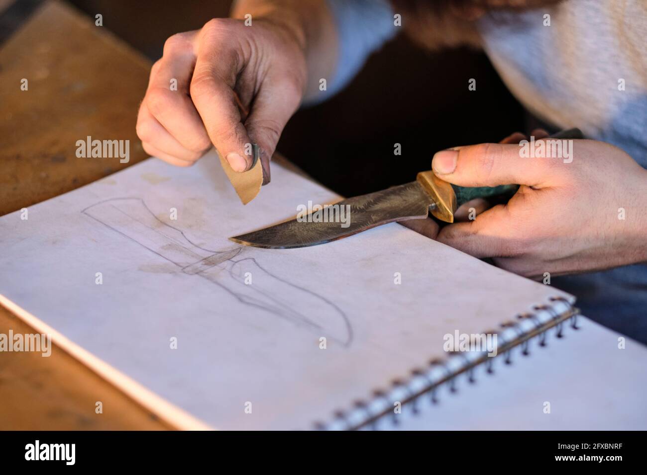 Holding knife hi-res stock photography and images - Alamy