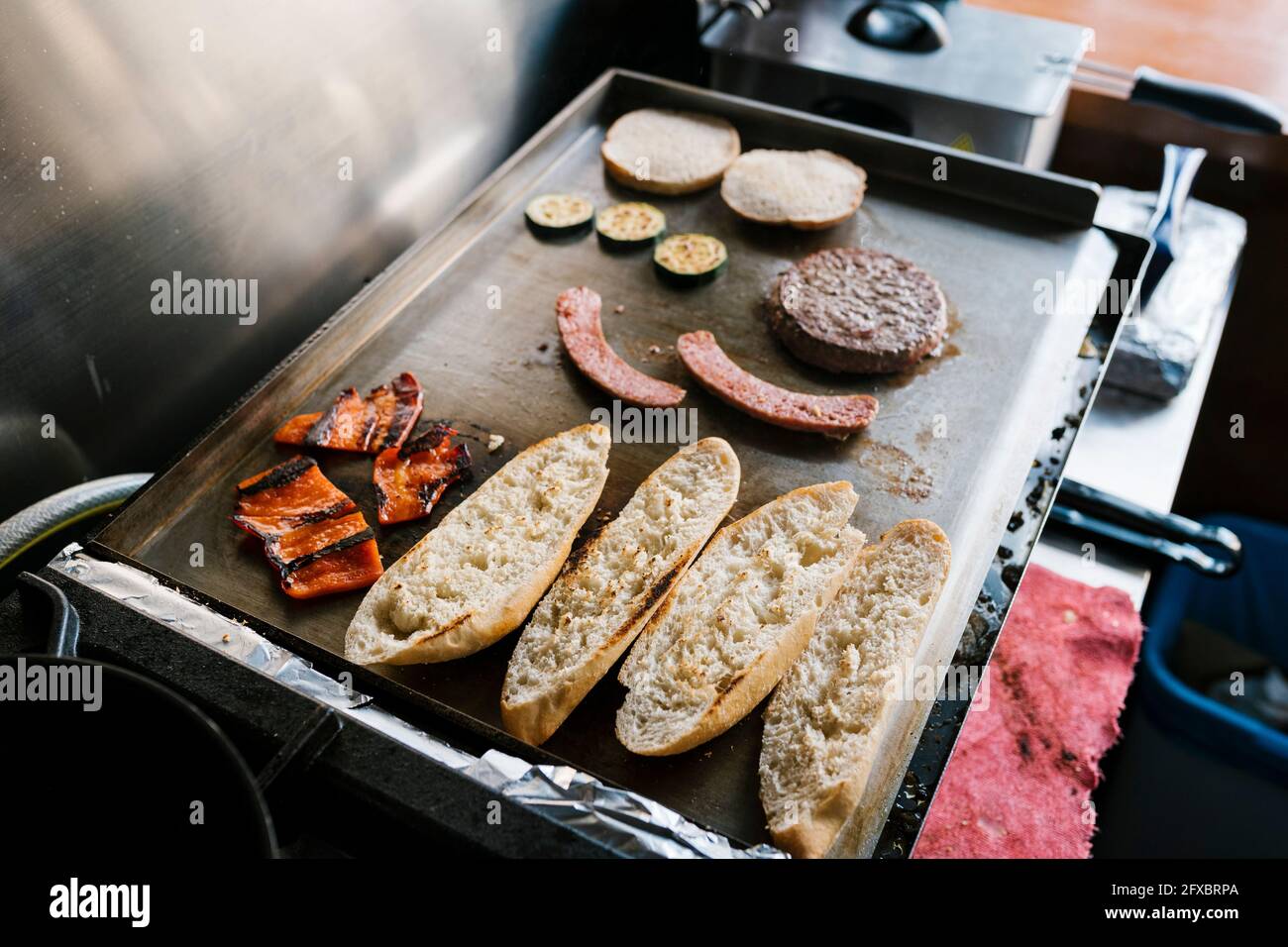 Vegetables on griddle hi-res stock photography and images - Alamy