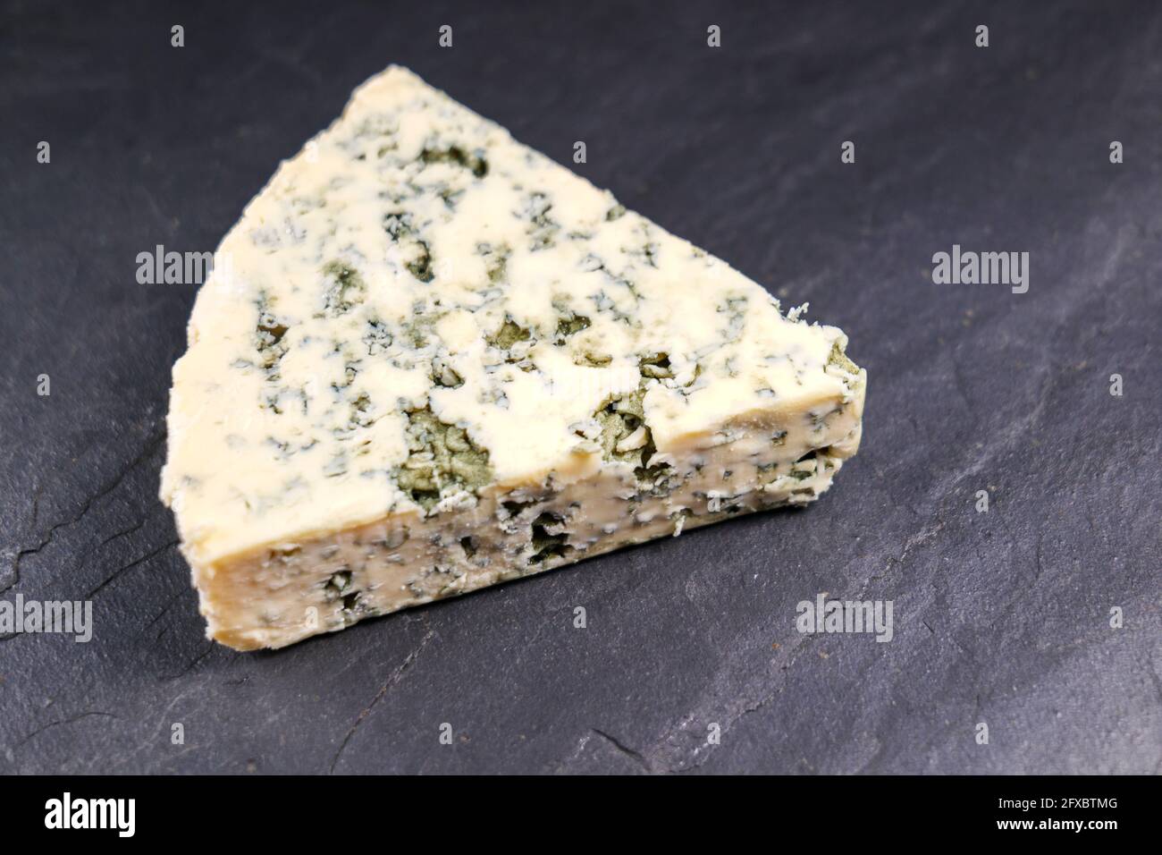 blue cheese sliced close-up. food cheese Stock Photo - Alamy