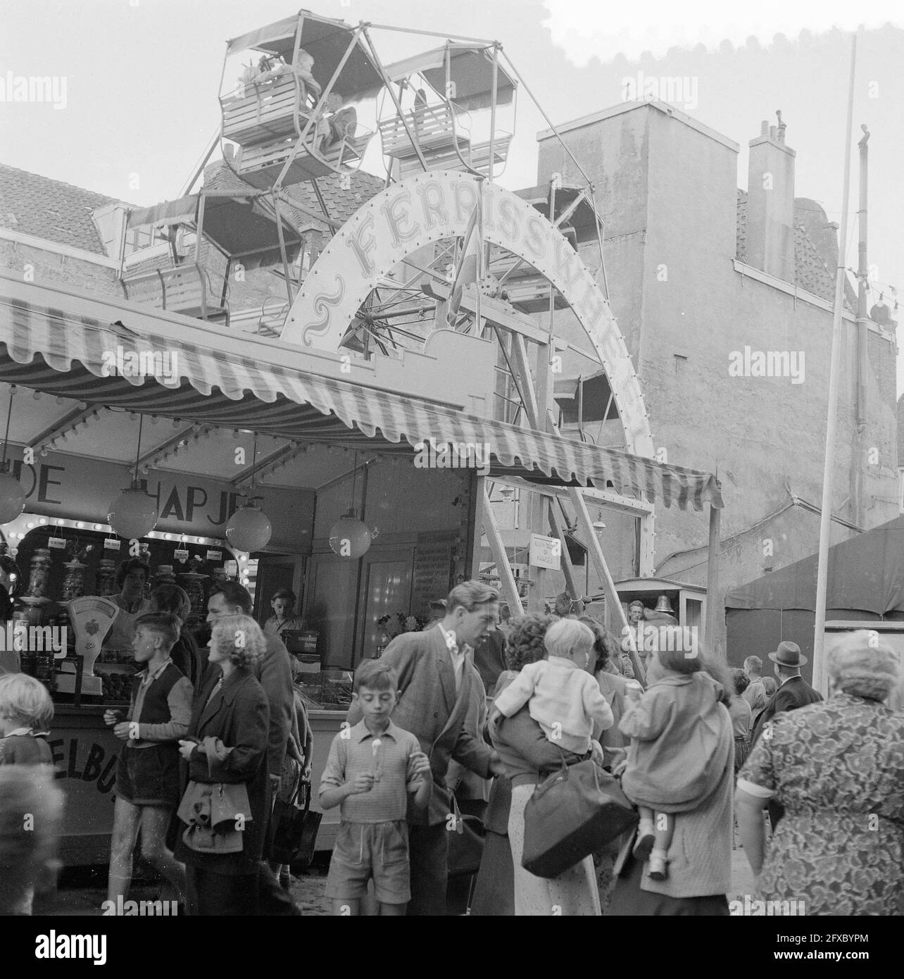 Jordaan Festival Amsterdam, September 10, 1955, The Netherlands, 20th  century press agency photo, news to remember, documentary, historic  photography 1945-1990, visual stories, human history of the Twentieth  Century, capturing moments in time