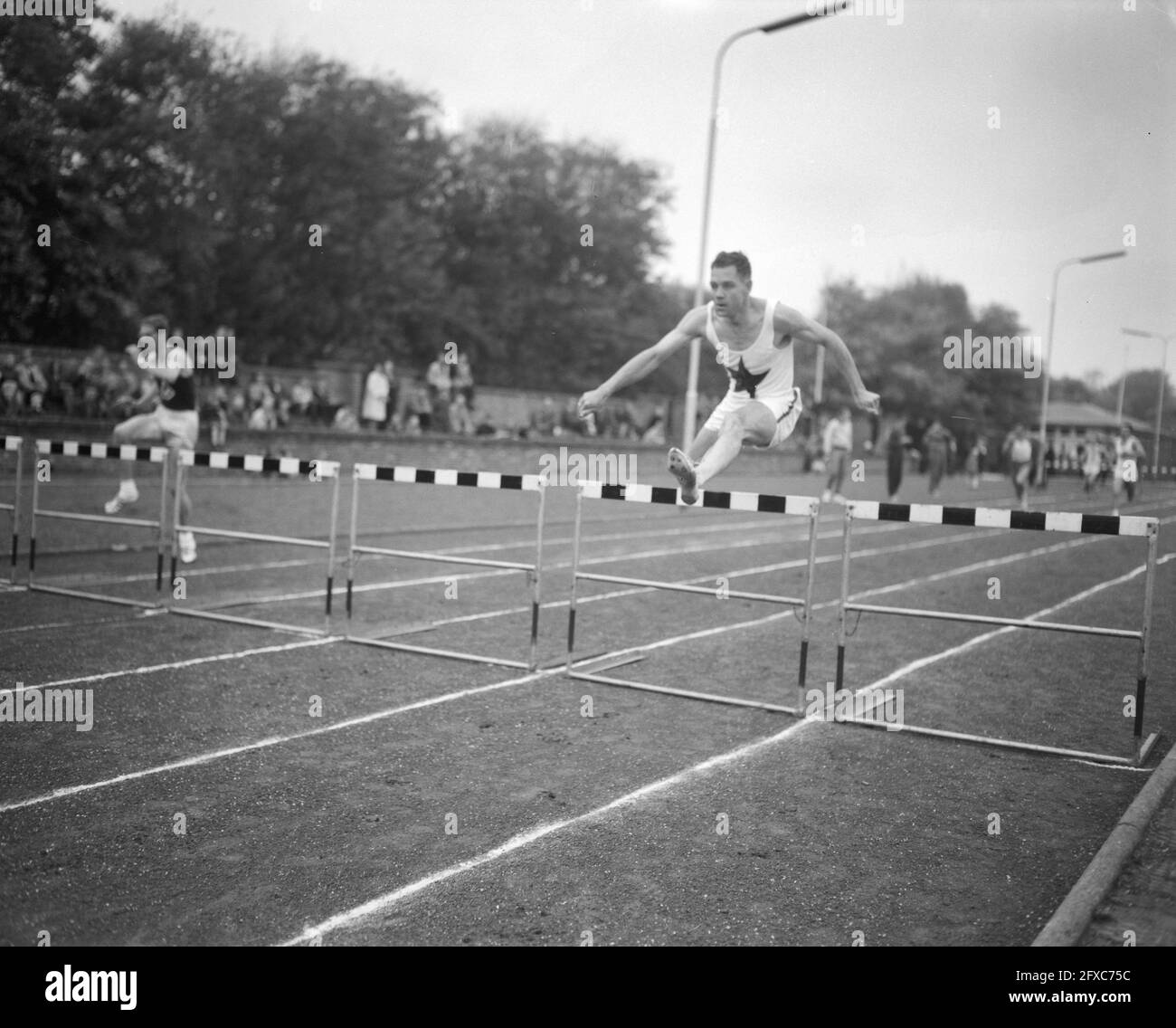 Prince henry cup hurdles hires stock photography and images Alamy
