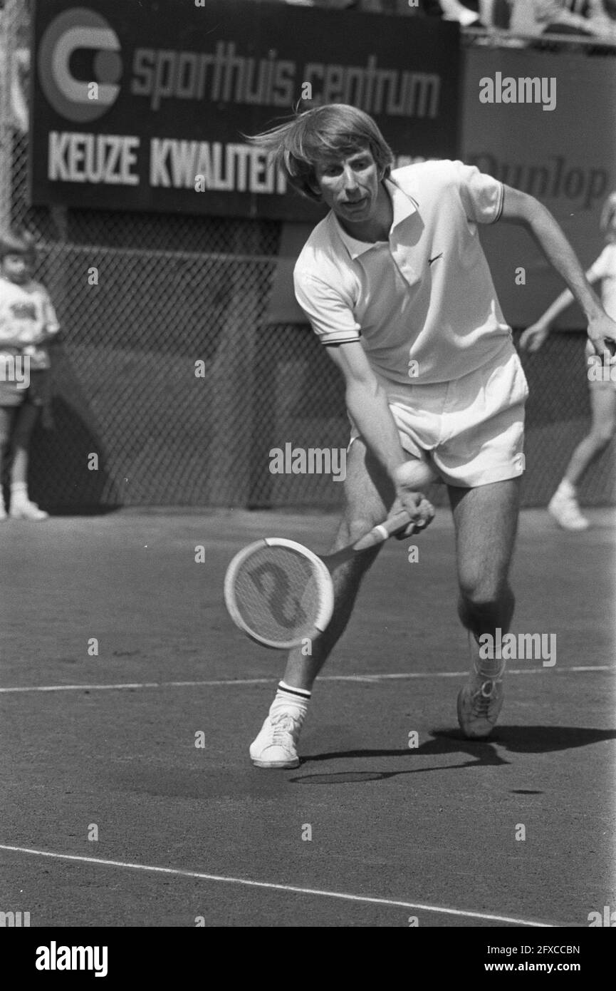 National Tennis Championships at Scheveningen, Schneid in action, August 16, 1972, tennis, The Netherlands, 20th century press agency photo, news to remember, documentary, historic photography 1945-1990, visual stories, human history of the Twentieth Century, capturing moments in time Stock Photo