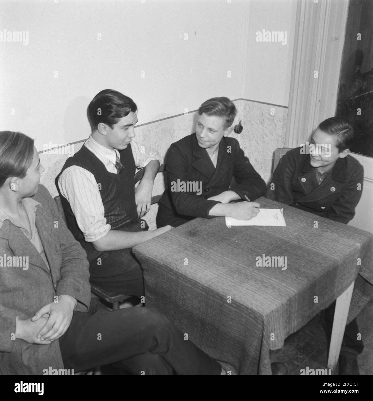 Children's care homes hires stock photography and images Alamy