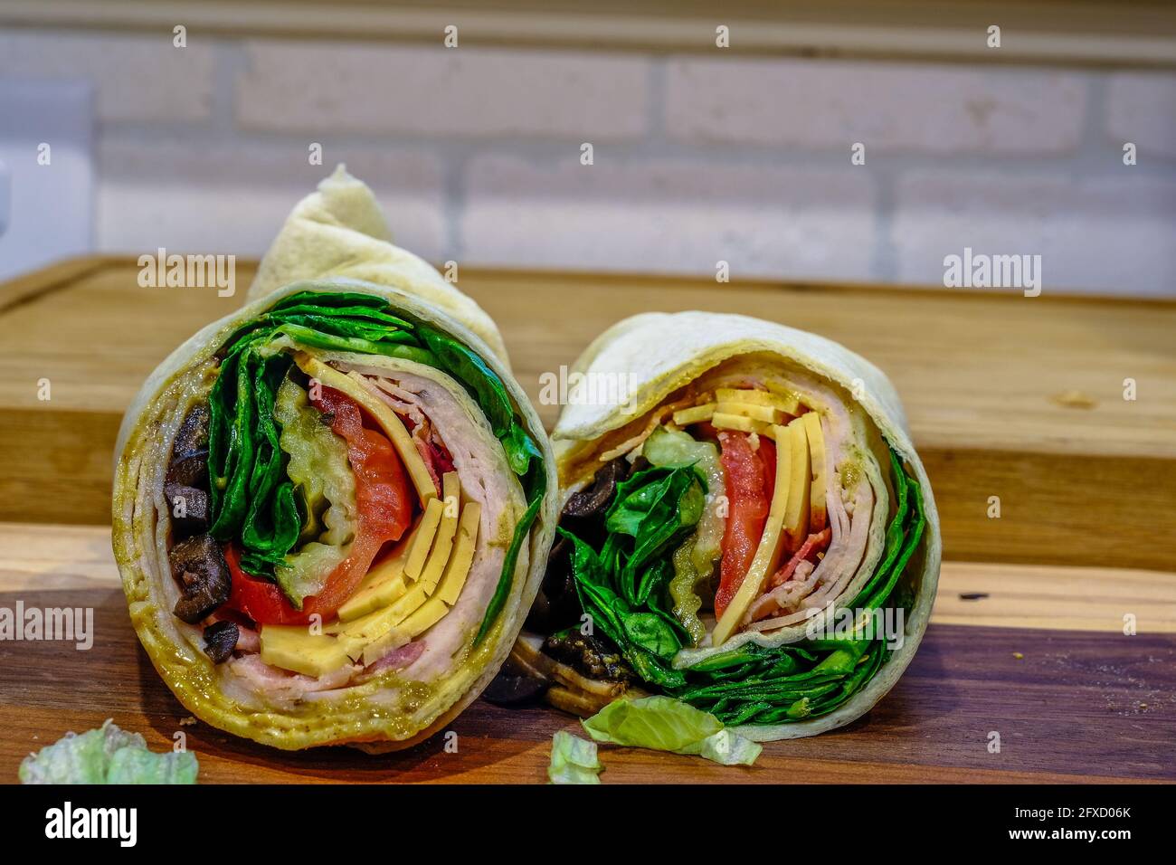 Wrap cut hires stock photography and images Alamy