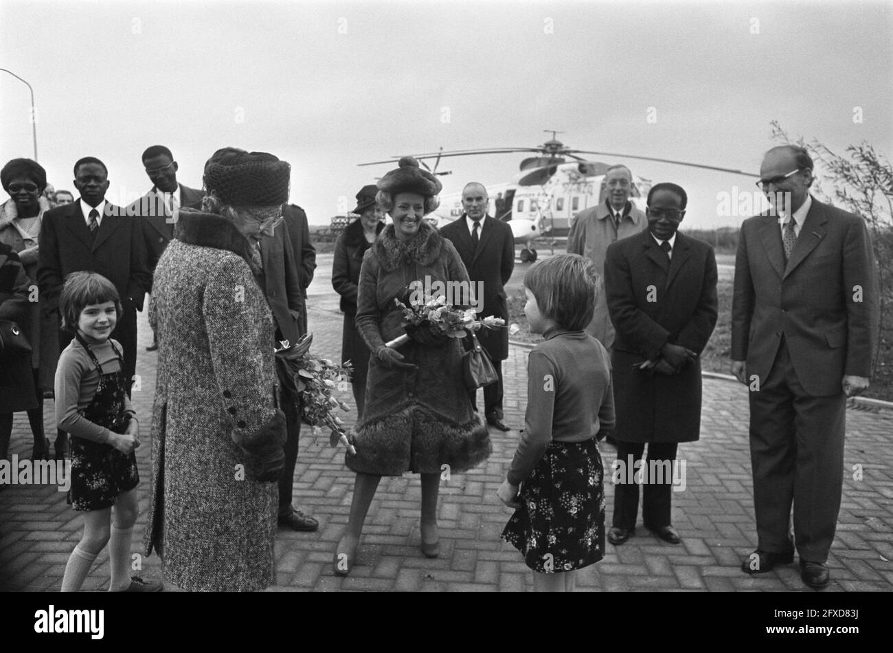 President Senghor (Senegal) visits Central Workshop for the Rijksdienst IJsselmeerpolders in Lelystad, October 23, 1974, Presidents, state visits, The Netherlands, 20th century press agency photo, news to remember, documentary, historic photography 1945-1990, visual stories, human history of the Twentieth Century, capturing moments in time Stock Photo