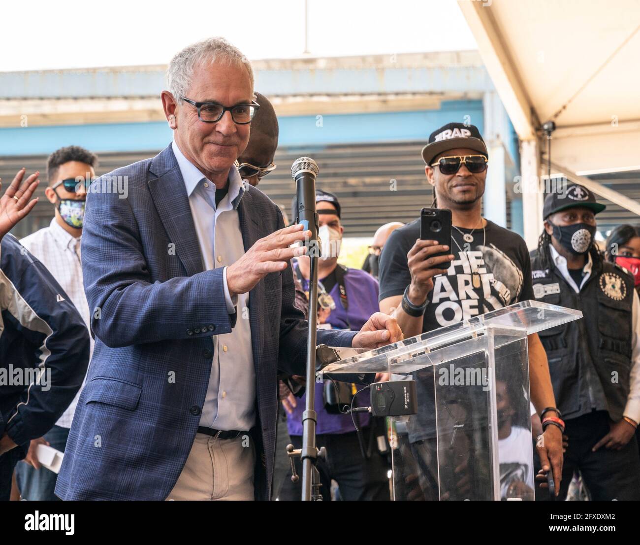 Ceo universal hi-res stock photography and images - Page 2 - Alamy