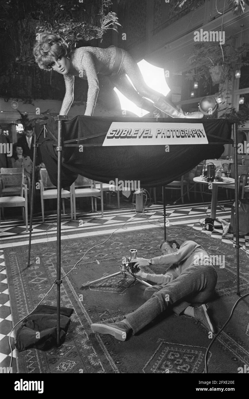 Ground glass plate Black and White Stock Photos & Images Alamy