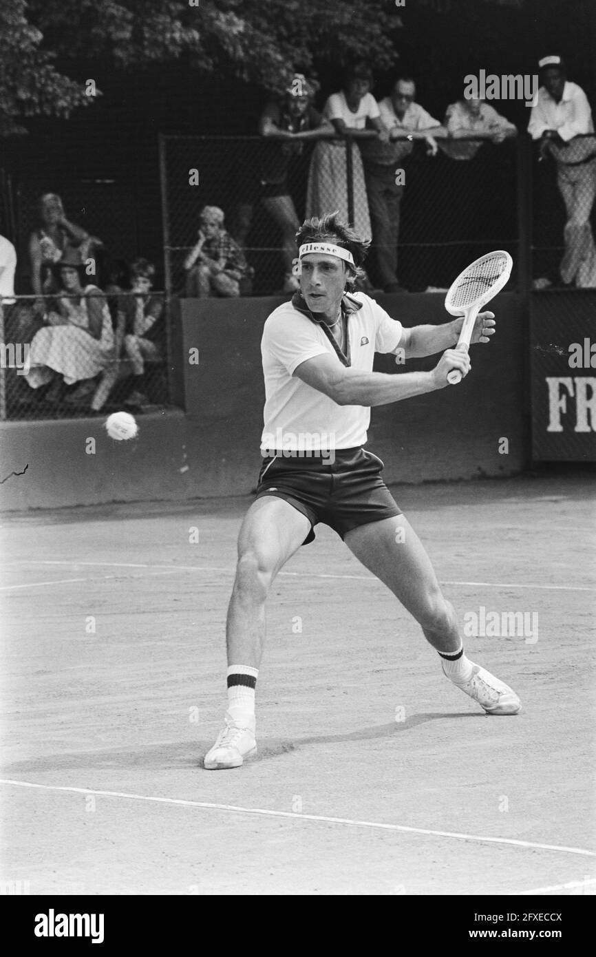 Tennis Milk House, semifinals; Barazzutti in action against Carter, July 28, 1978, TENNIS, The Netherlands, 20th century press agency photo, news to remember, documentary, historic photography 1945-1990, visual stories, human history of the Twentieth Century, capturing moments in time Stock Photo